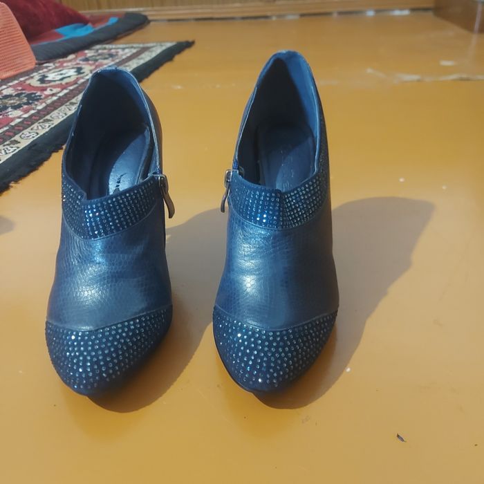 Продам Туфли, ботинки