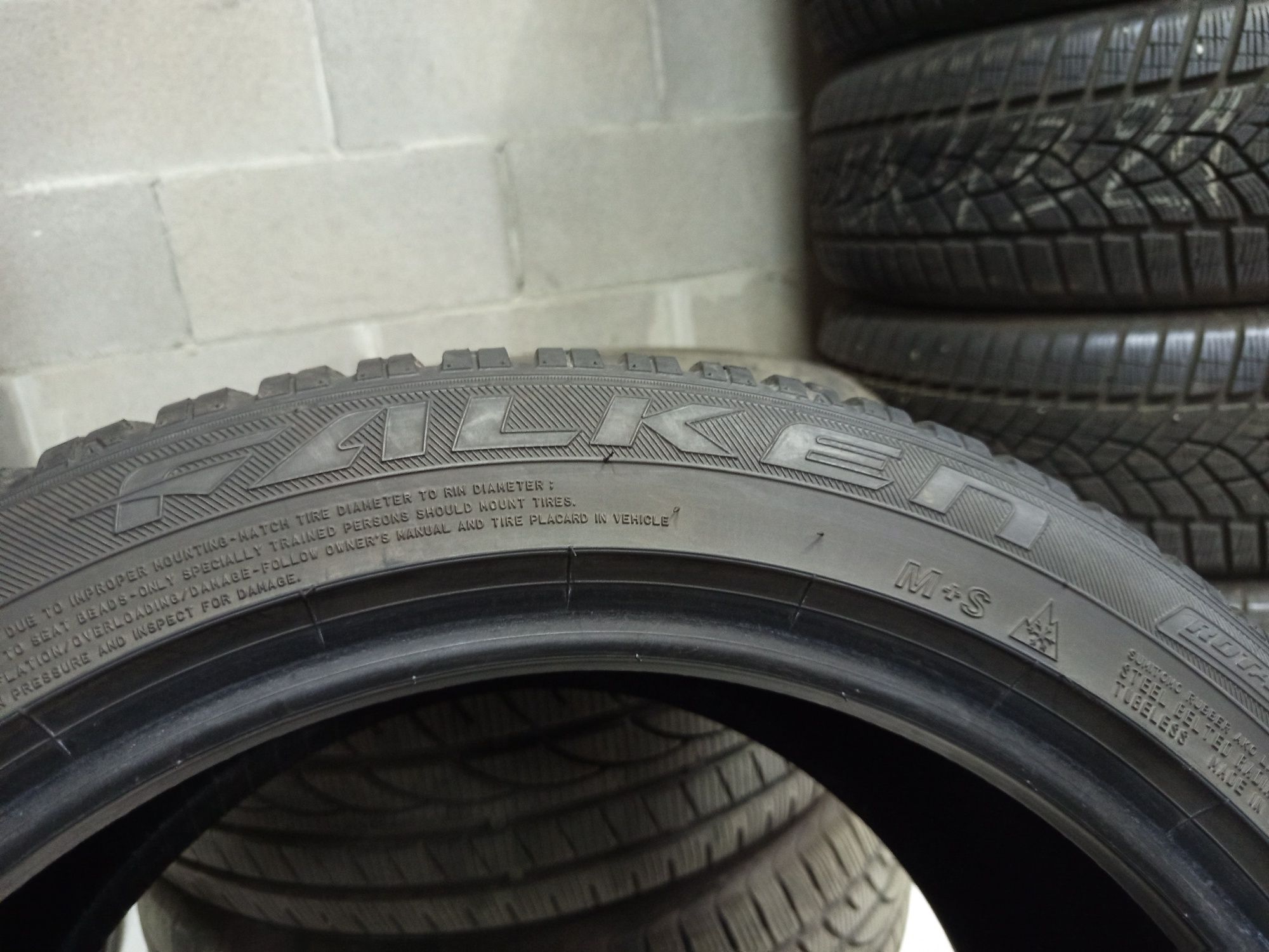 Falken 245/45/18-2бр 8.0мм