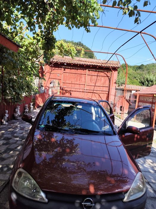 Vând Opel CORSA .