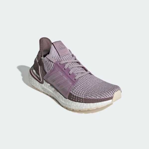 Оригинални дамски маратонки * ADIDAS ULTRABOOST 19 * EU39 1/3