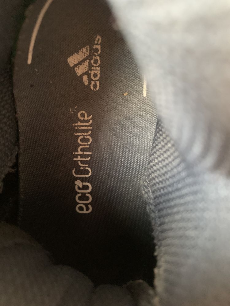 Vând ghete Adidas(25) piele cu goretex.