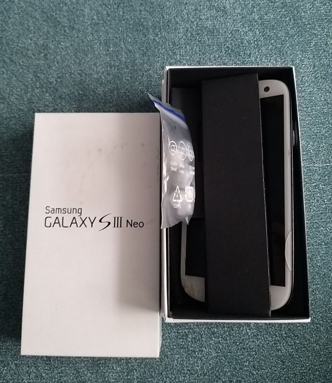Telefon Samsung galaxy III  NEO