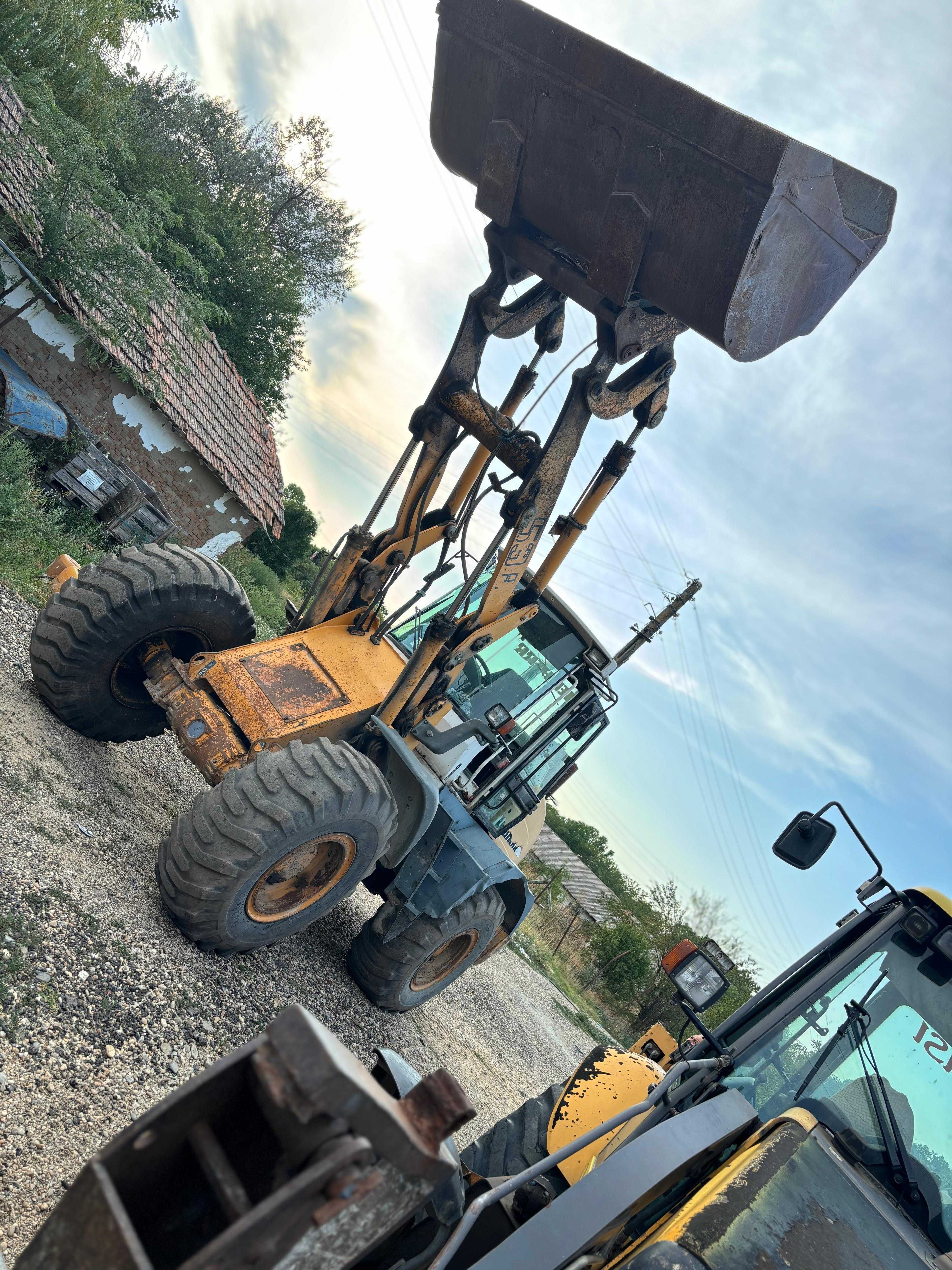 Incarcator vola Liebherr 538 an 2004