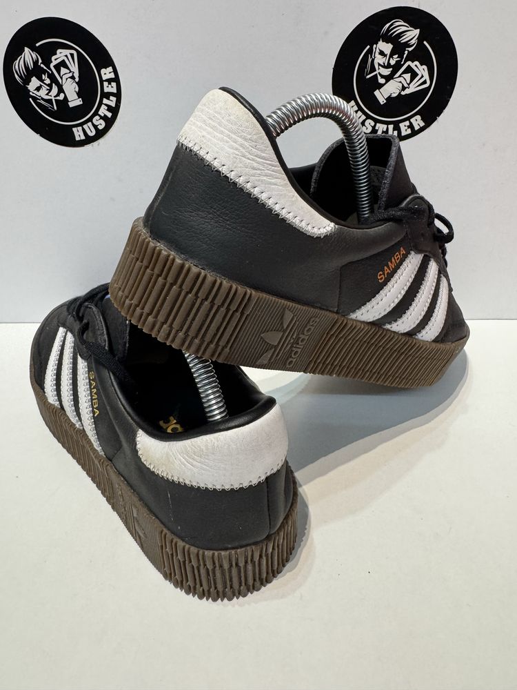 Маратонки ADIDAS SAMBA .Номер 39.5