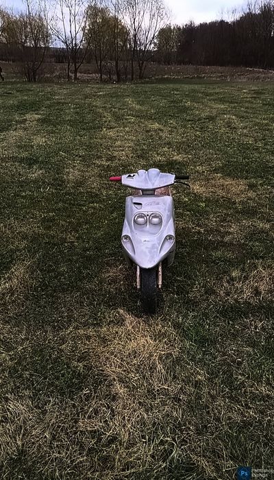Vând scuter malaguti F10 și PS 4