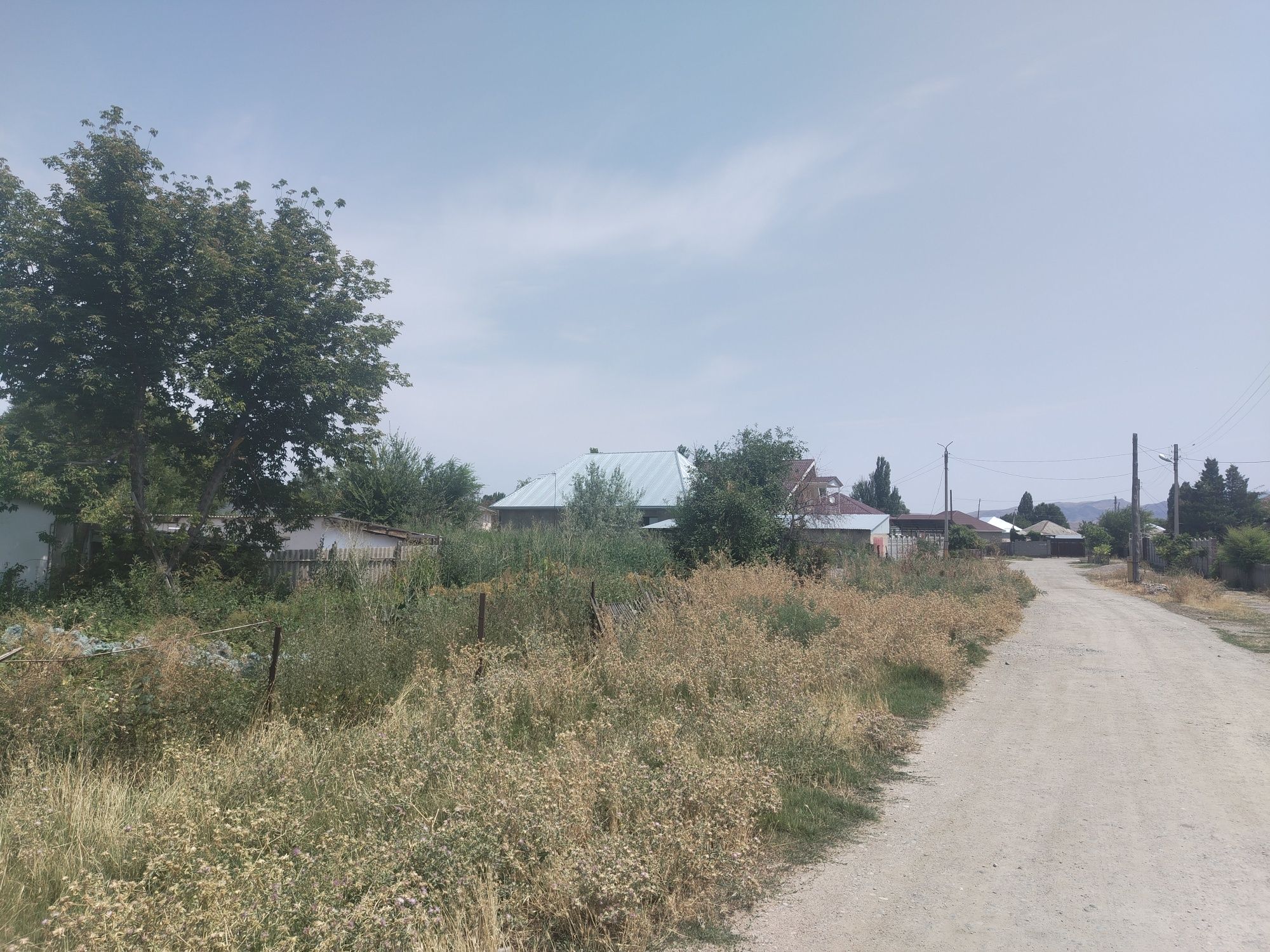 Продаётся участок в пригородном сулутор участок 6.4 сотки