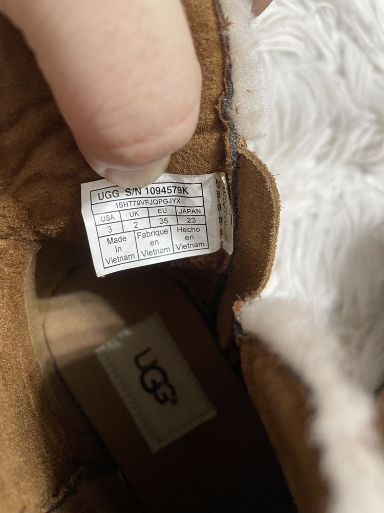 Ghete Ugg 35 ingrijite