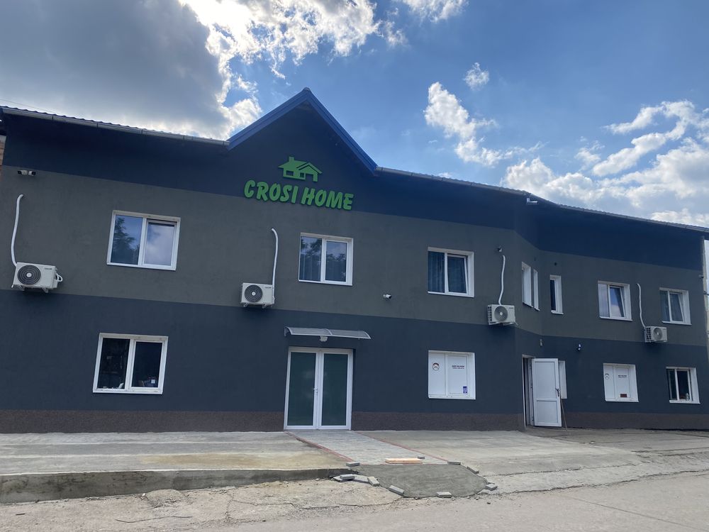 Cazare camere ,cu pat matrimonial , cu 2 paturi,