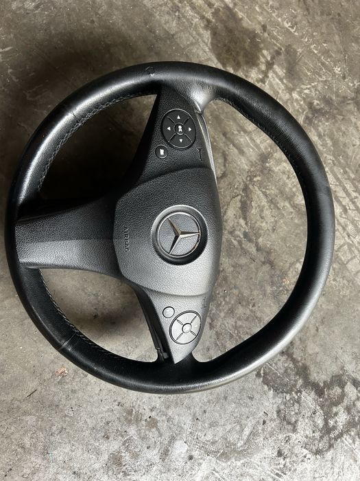 Волан мерцедес w204