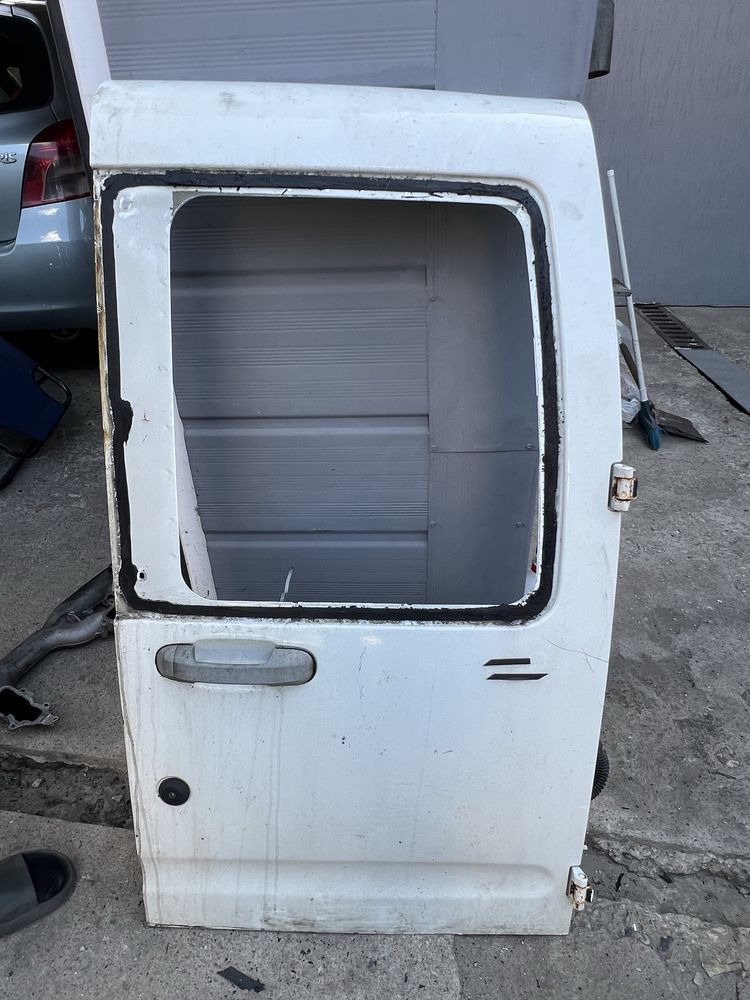 Задна врата багажник Ford transit connect - Форд конект
