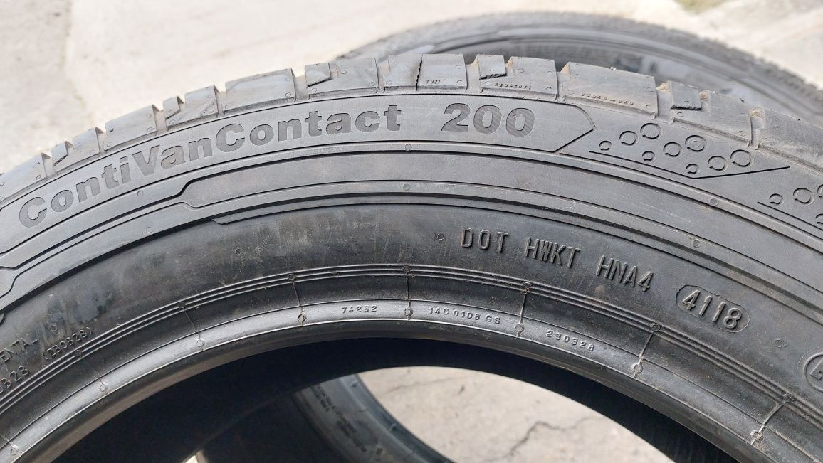 Летни гуми за Бус 215/60/17 C  Continental ContiVanContact 200 2 броя