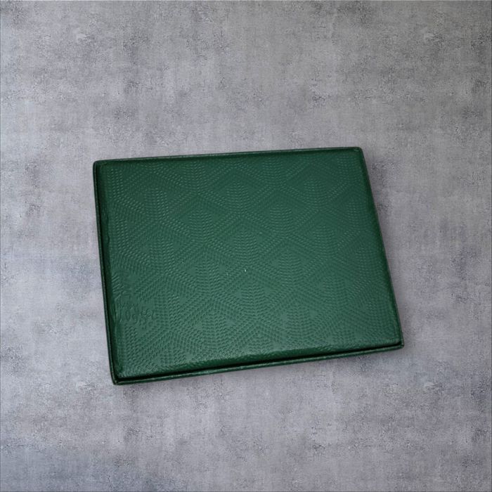 Portcard Goyard Crem – nou, design clasic și elegant