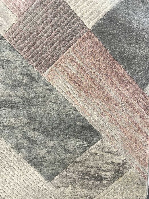 Дебел килим 133см х 195см