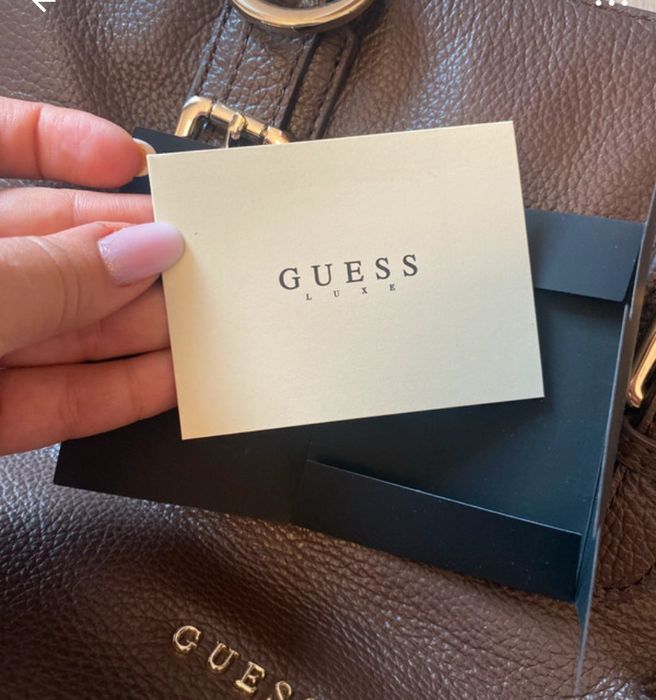 Geanta piele naturala Guess
