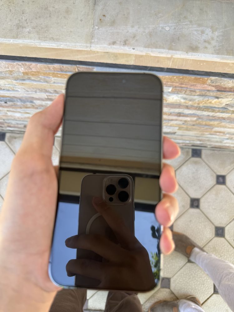 Продам IPhone 14 pro max