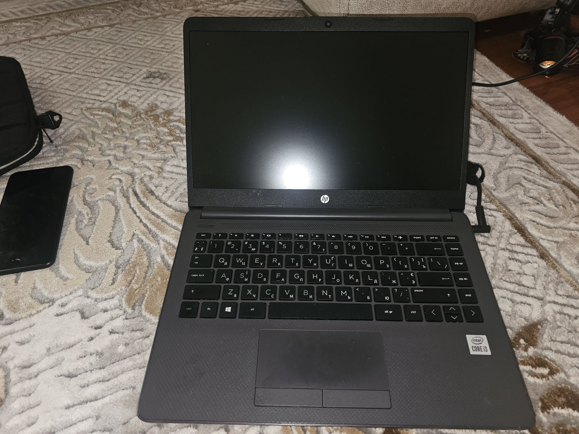 Ноутбук hp240 8g