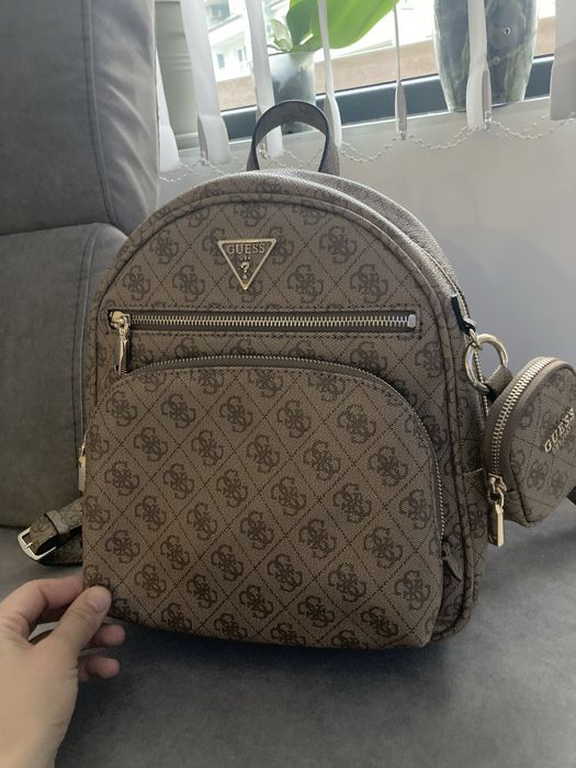 Раница оригинална Guess