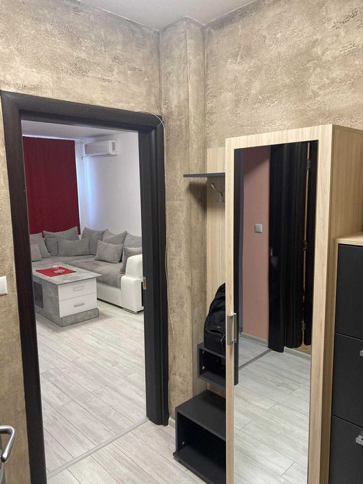 Продава се Двустаен апартамент в Пловдив, Христо Смирненски - 70 кв.м за 1672 €/кв.м - Снимка #1