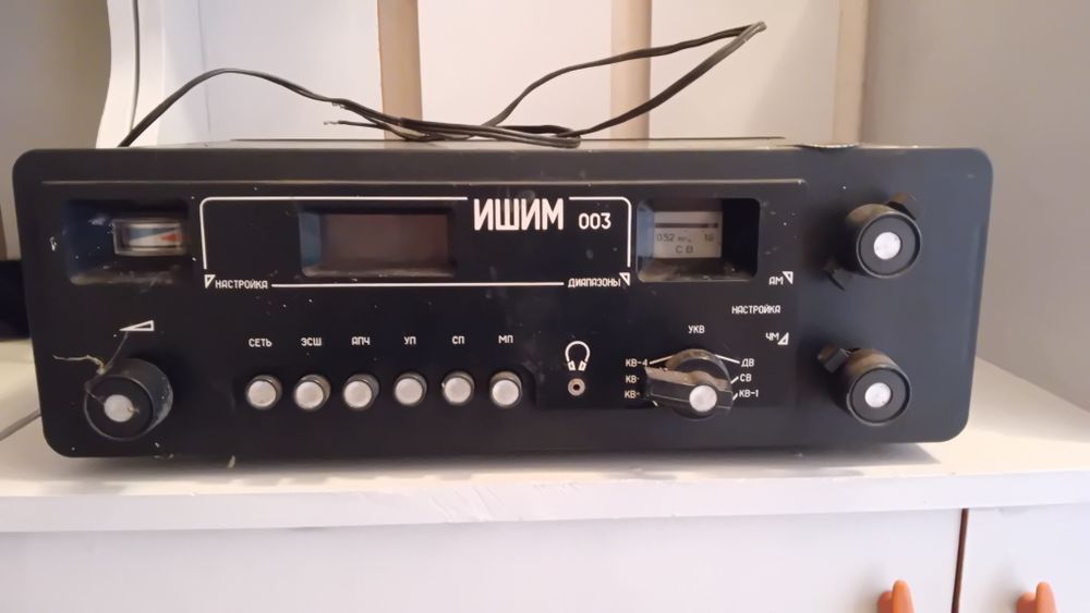 Радиоприем-ки Ишим, радиола монофоническая Илга 301-1