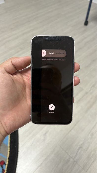 iPhone 13-Doar pt piese-NU Dezmembrez-Citeste Descrierea Anuntului-Fix