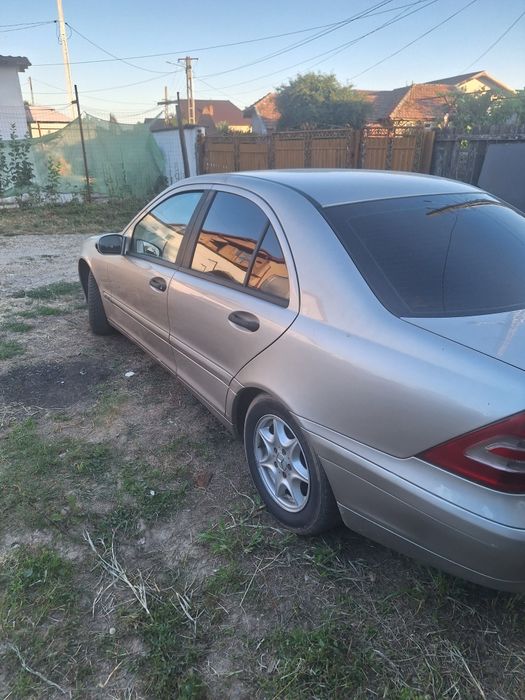 Vand Mercedes C 220 diesel