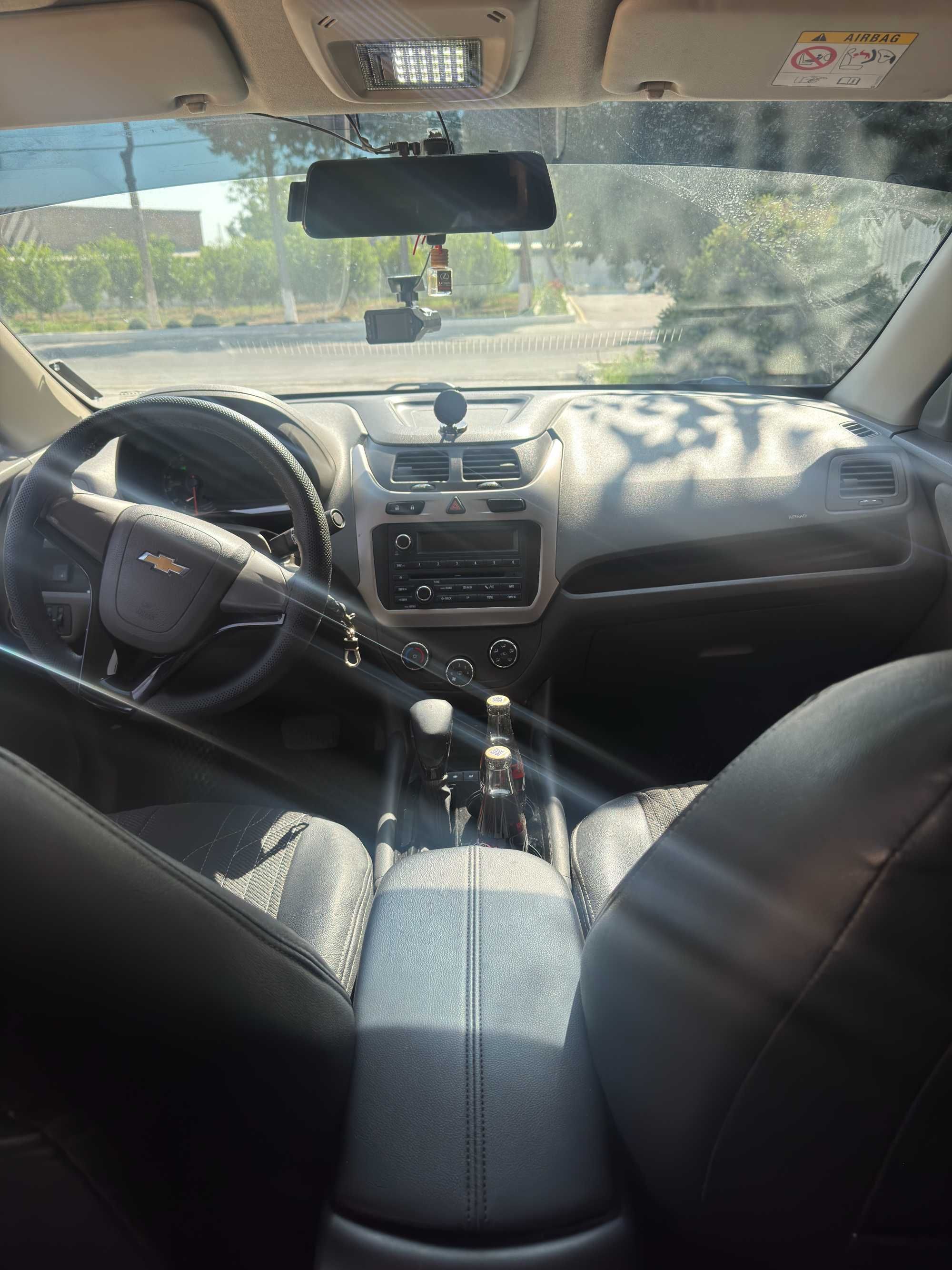 Cobalt автомат 2019йил 190 000пробег 9500 келишамиз.