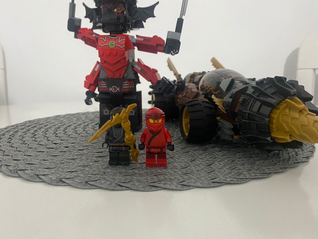 Lego Ninjago cole's earth driller