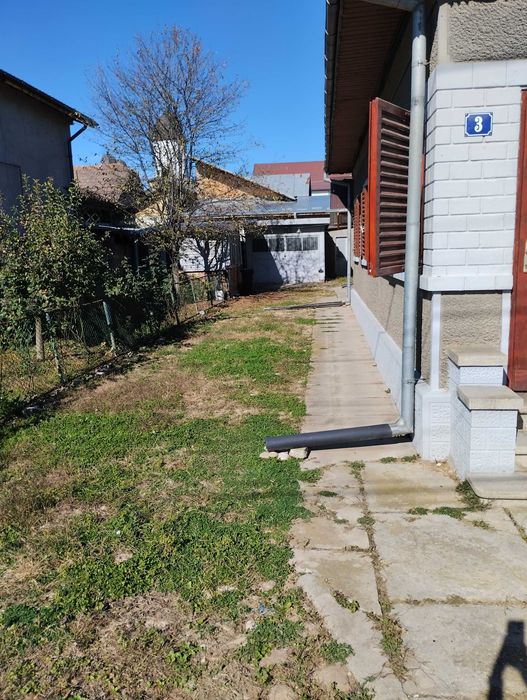 Casa Pucioasa complet utilata și mobilata, str Liliacului