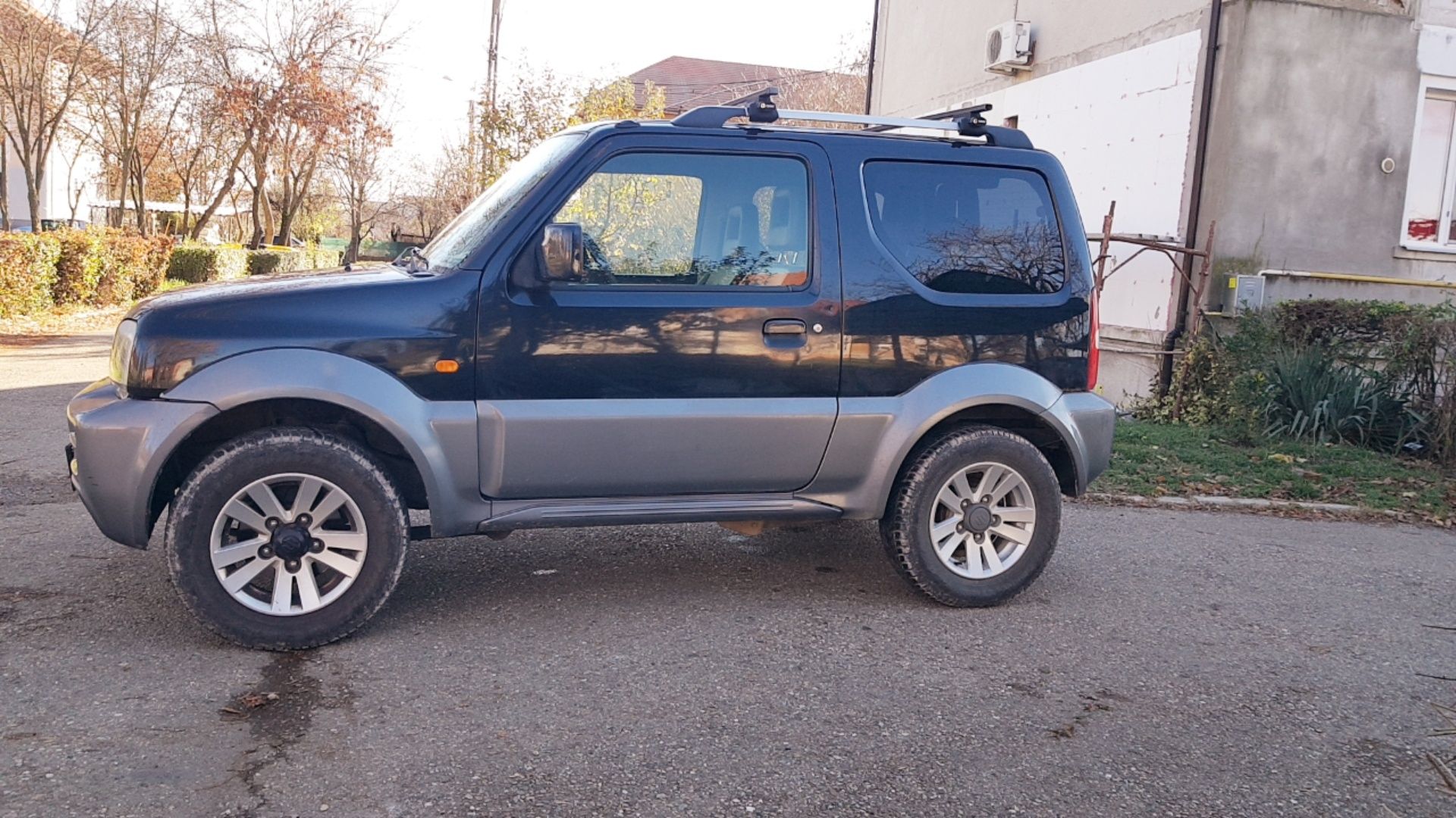 Suzuki Jimniy  1.3 benzina 86cp, Clima  4x4,  an 07. 2012, full