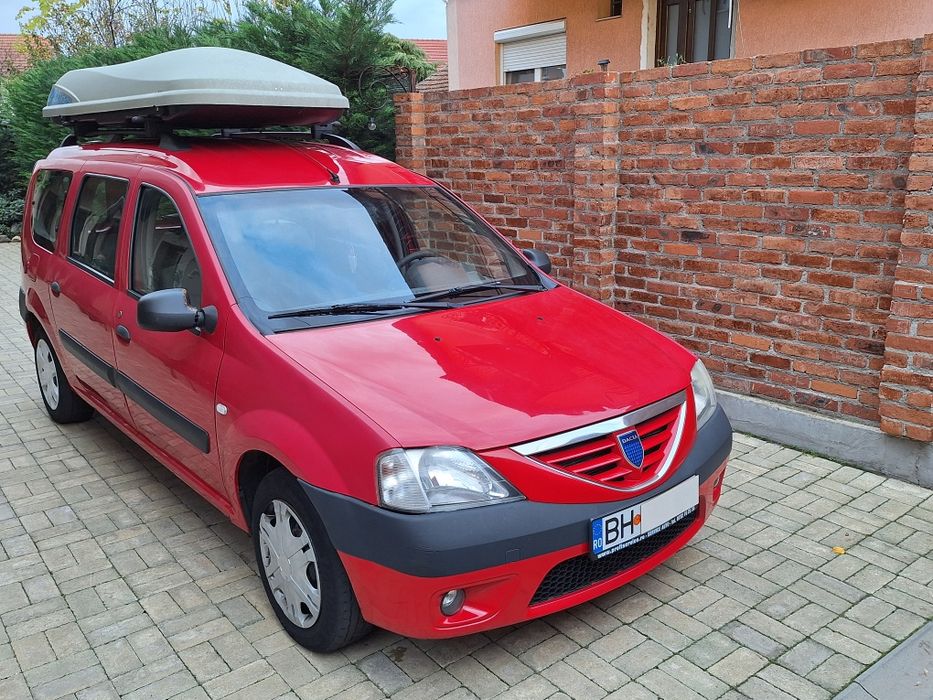 Vând Dacia Logan 7 locuri MCV 1.6 16 valve cu GPL