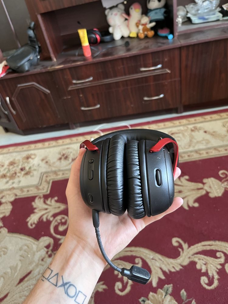 HyperX cloud 3 wireless