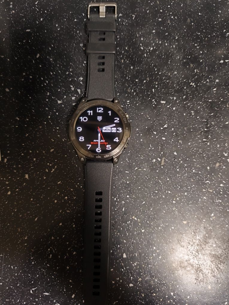 Motorola Edge 50 Fusion plus smartwatch Crom