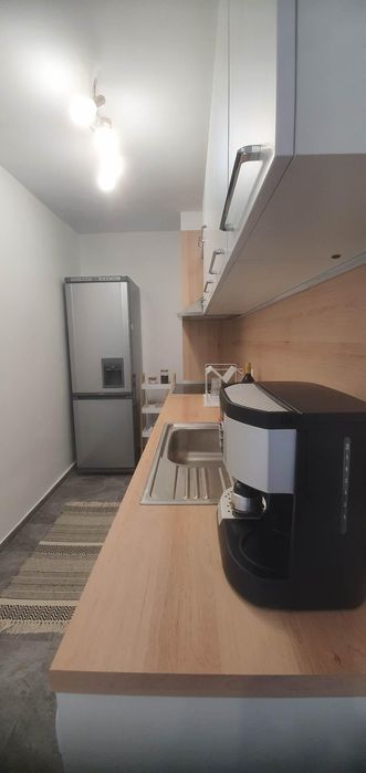 Дава се под наем Двустаен апартамент в Бургас, Зорница - 53 кв.м за 561 € - Снимка #2