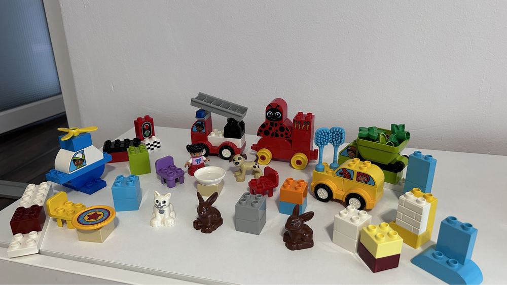 Vand lego duplo masini si figurine