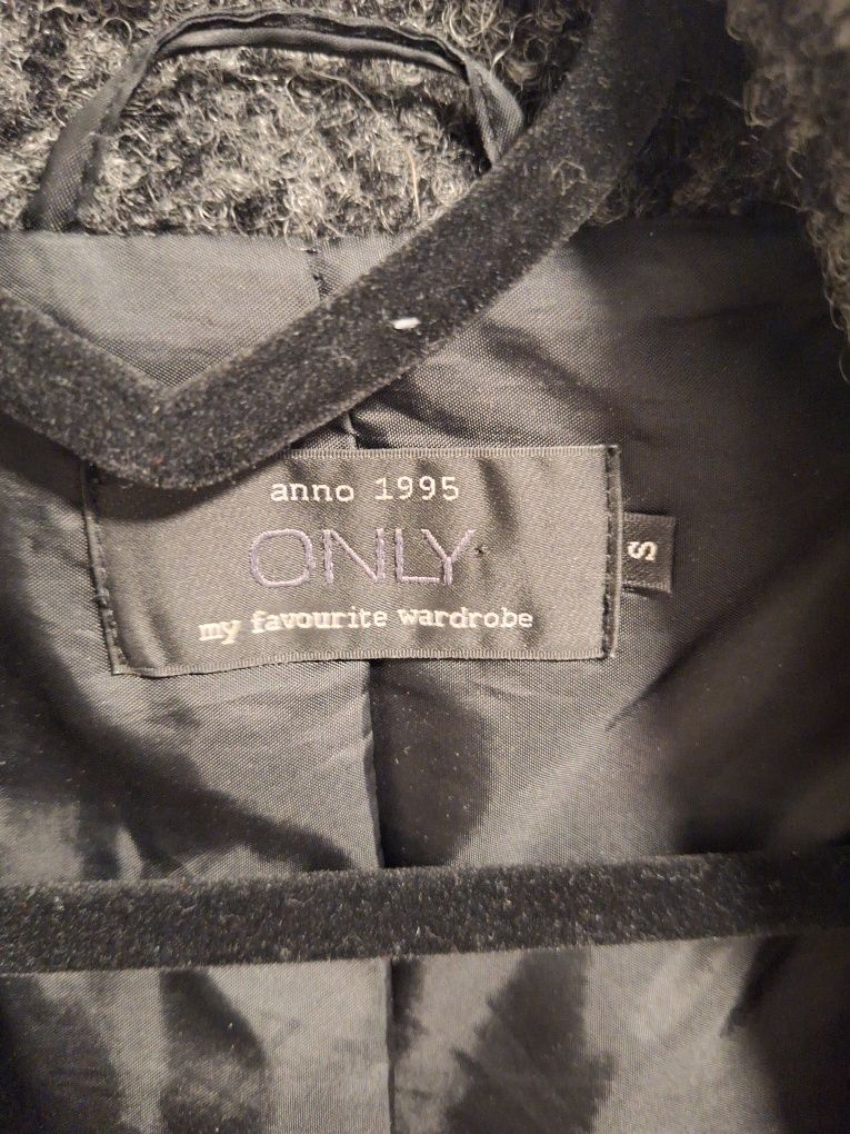 Зимно палто Only