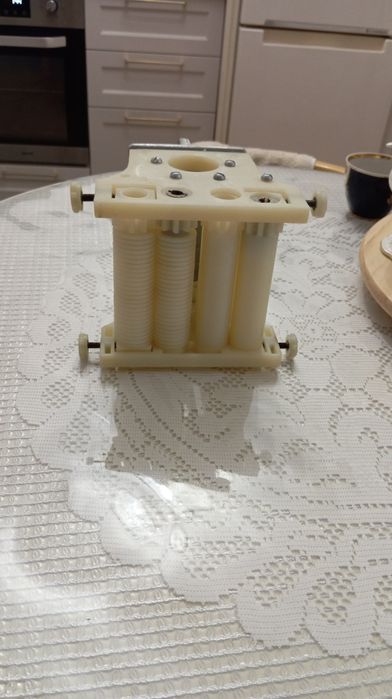 Продам лаширезку