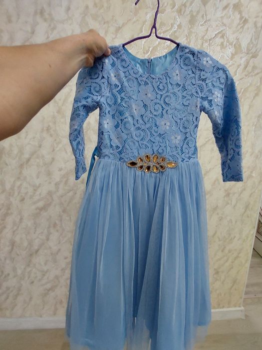 Вечерний платье 7-8лет