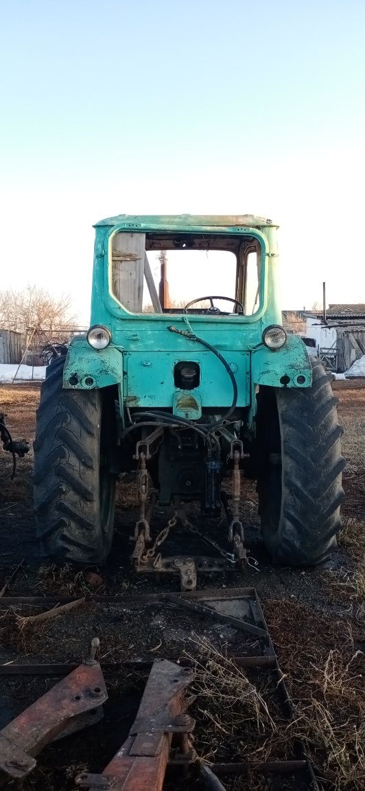 Трактора и сельхоз оборудование