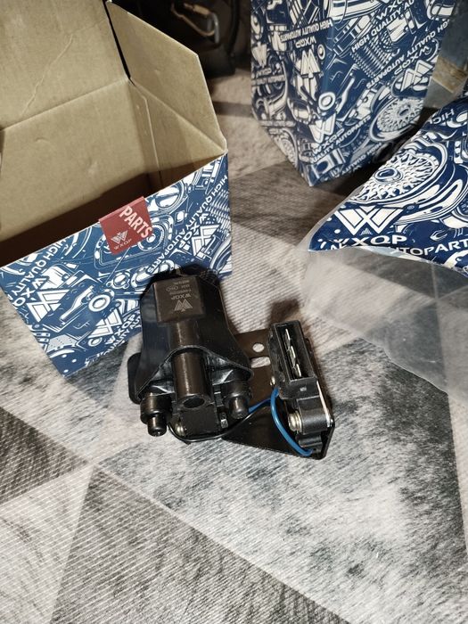 Катушка зажигания на Ауди с4 2.0