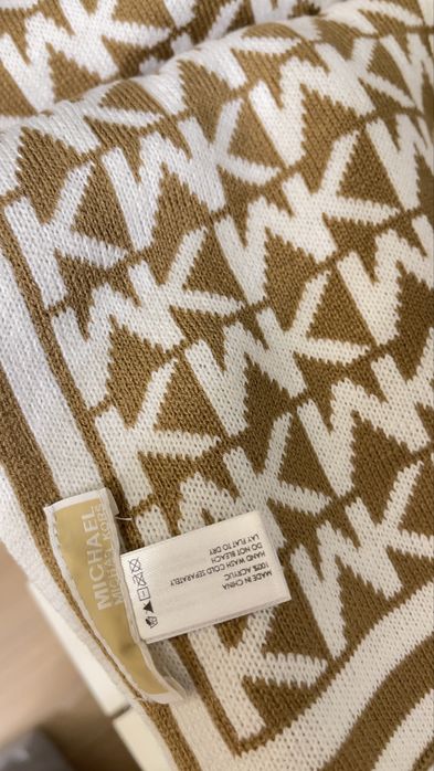 Набор шапка и шарф MK