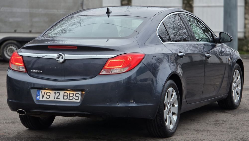 Opel insignia 1.8 benzina an 2008