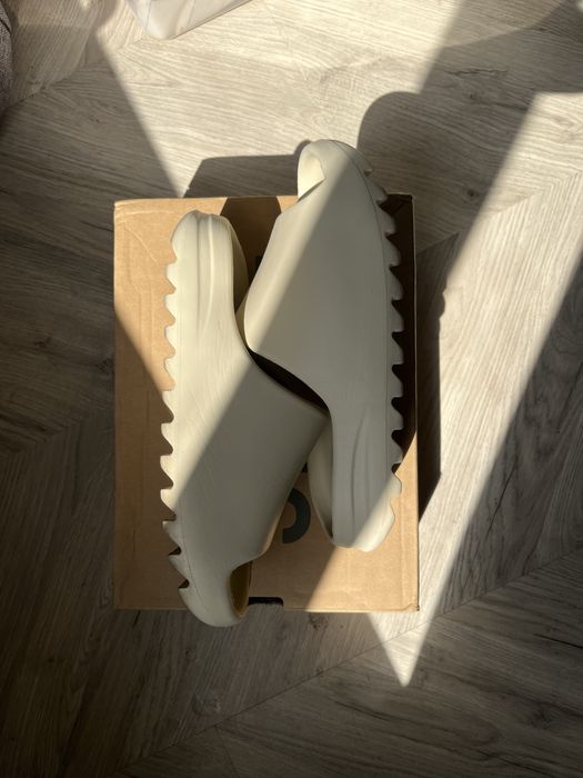 Yeezy Slides Adidas bone(2022)