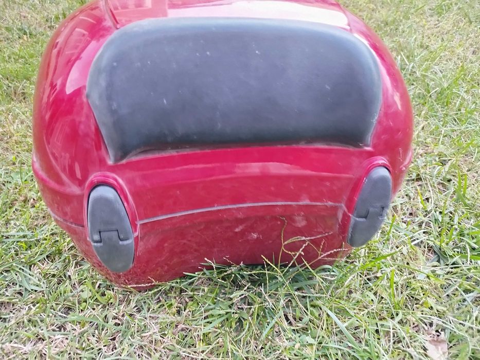 Куфар за мотор, скутер.