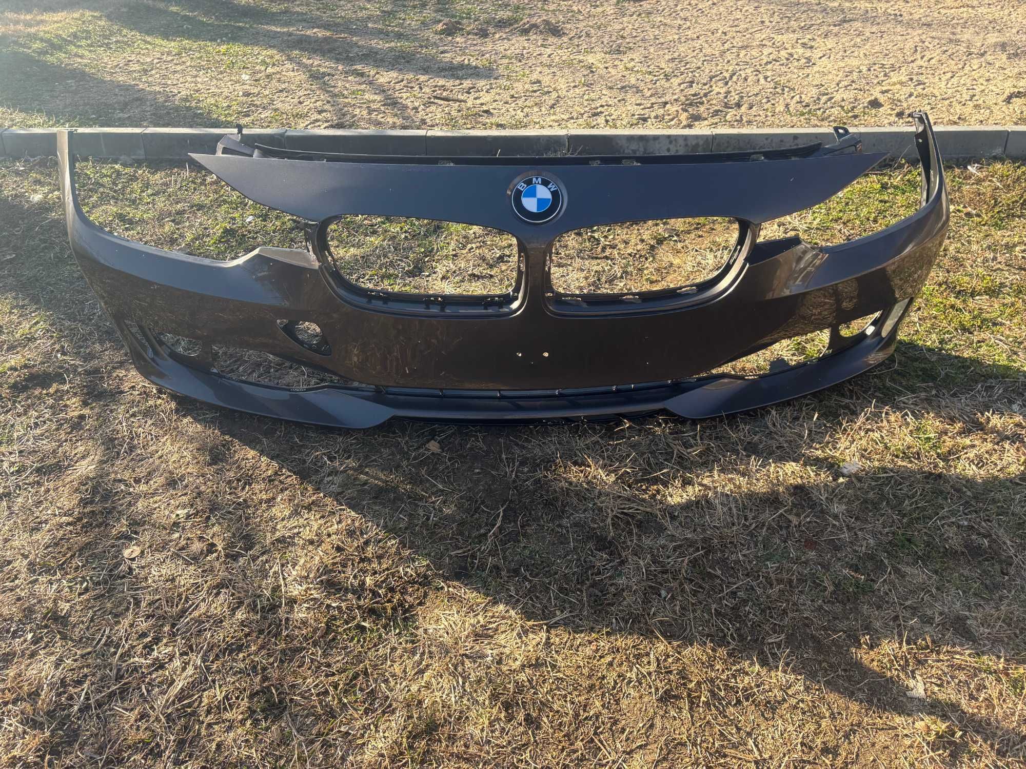 Предна броня за БМВ / BMW F30 3-та серия 2012