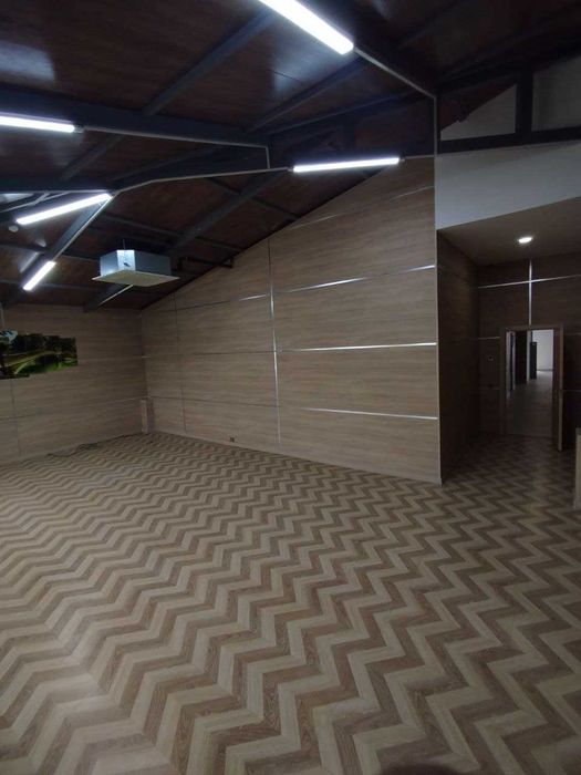 Офис под аренду в Бизнес Центре