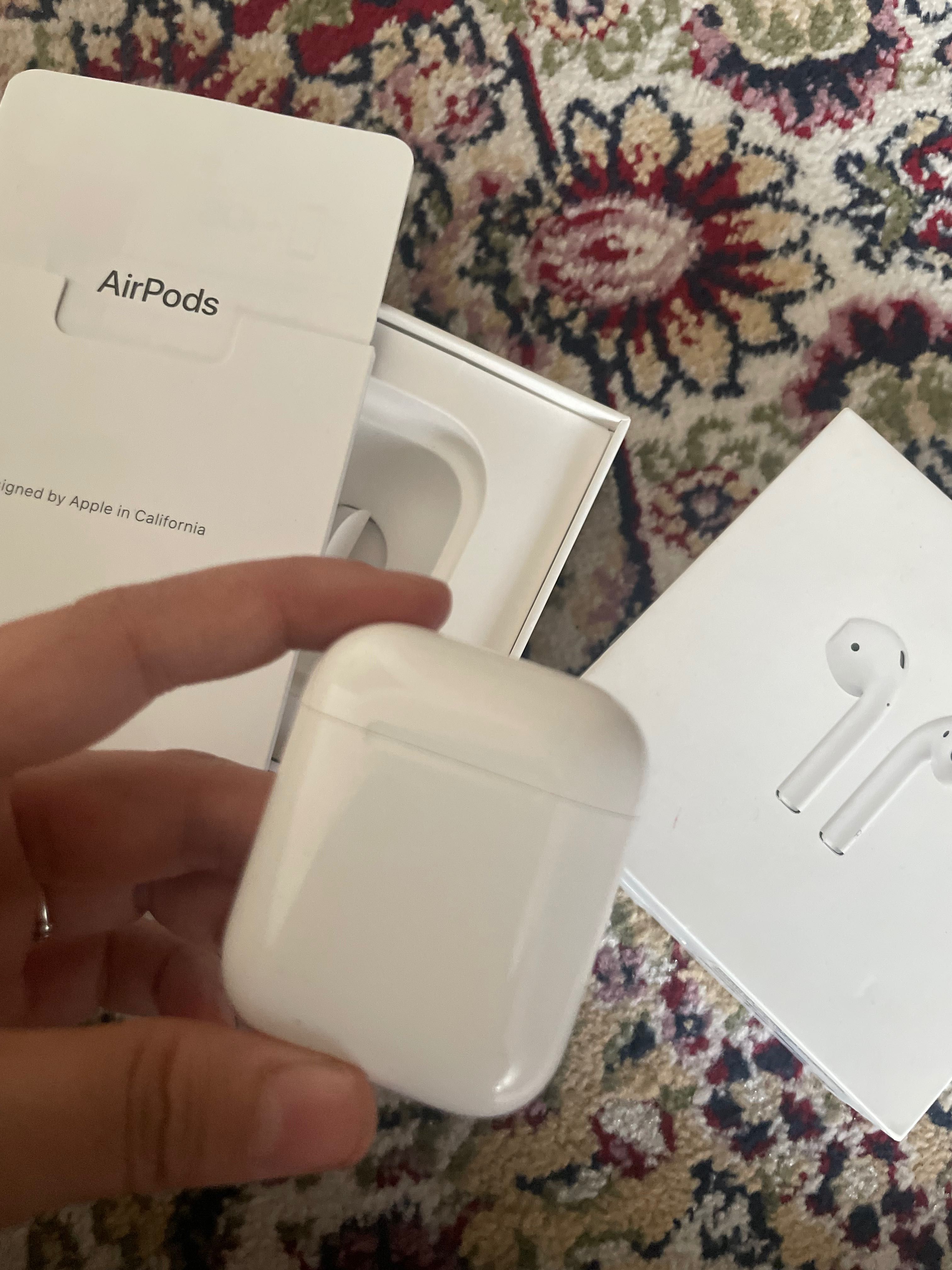 AirPods 2 новый,