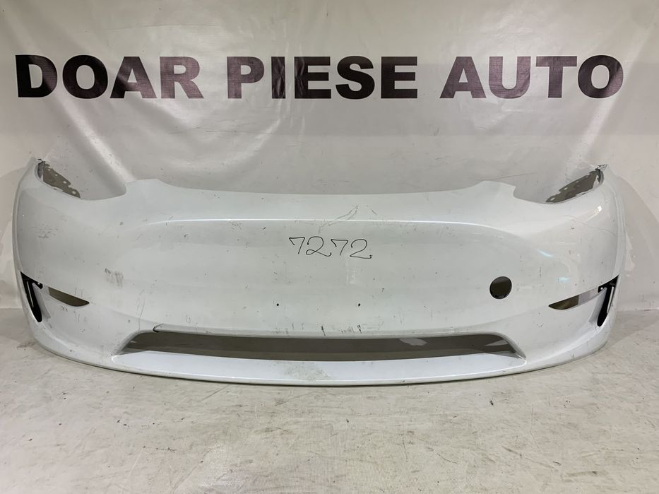 Bara fata Tesla Y, 2020, 2021, 2022, 2023, 2024.