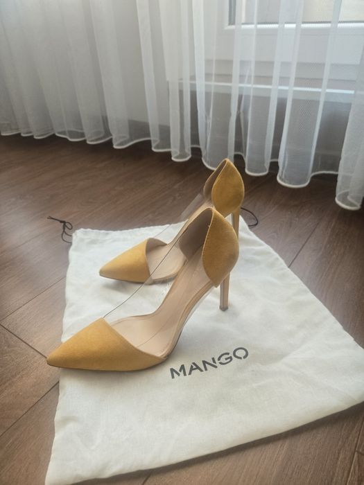 Обувки с ток MANGO