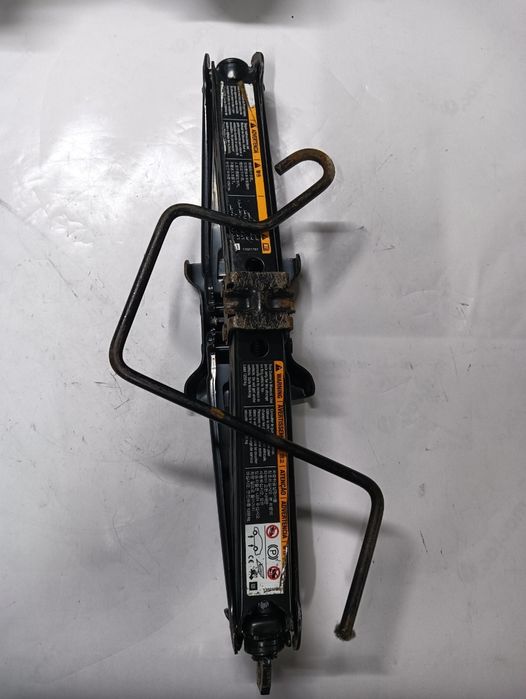 Cric AUDI A7 Sportback 4GA, 4GF 2010 - 2018