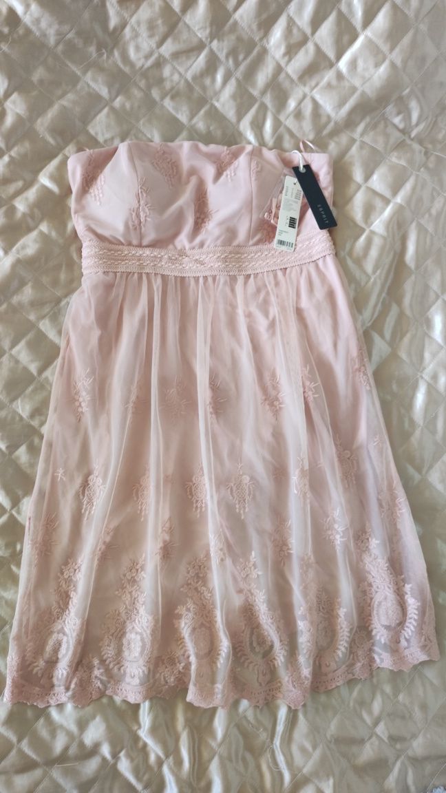 НОВА! ESPRIT бебешко розова рокля